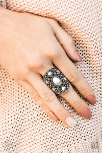 Fashion fix set- Sunset sightings November 2019