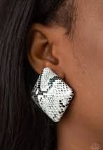 Making hiss-tory -white post earring